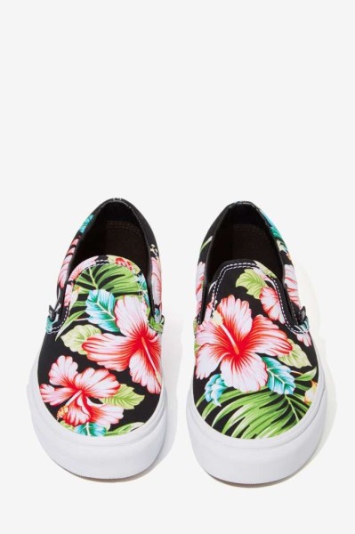 Vans Classic Slip-On Sneaker - Black Hawaiian Floral