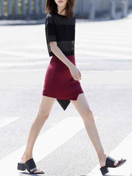 Burgundy Asymmetric Simple Mini Skirt