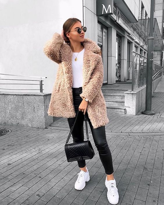 How to Style Warm Jacket For Winter Outfit