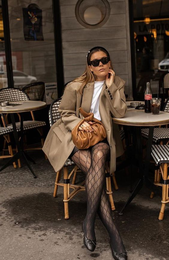 Style Guide To Wear Tights On Winter Days