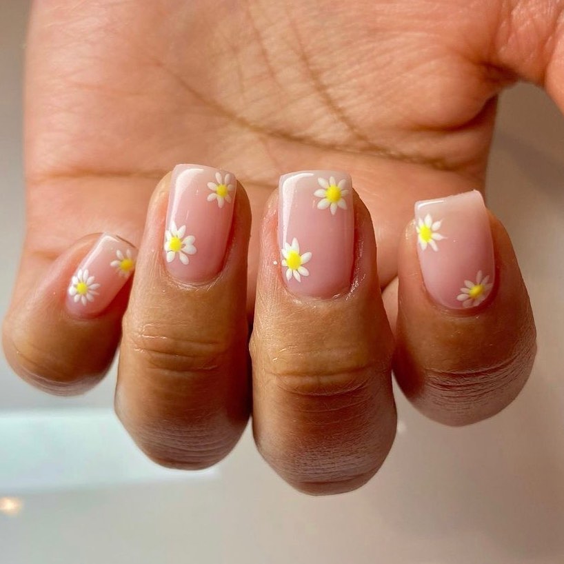Super Lovely Spring Nail Art Ideas That You Need To Copy