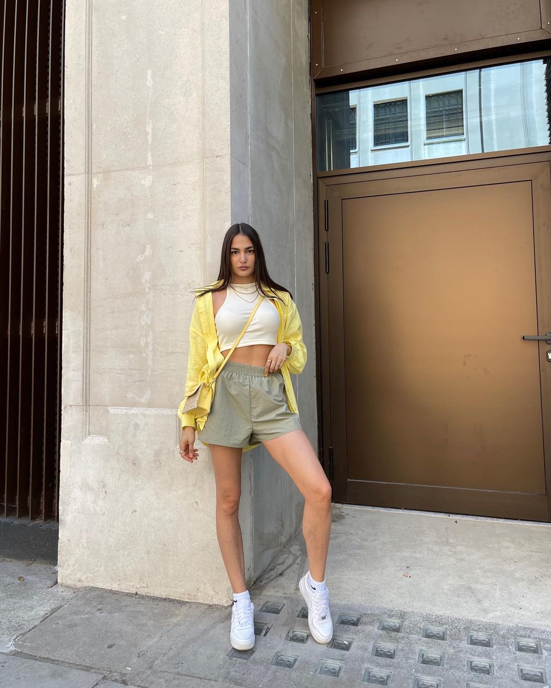 Chic Ways To Wear Yellow For Summer Outfit