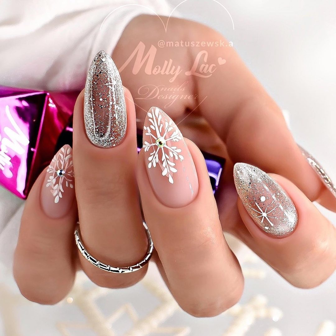 All I Want For Christmas Is Beautiful Nail Art, Check These Ideas!