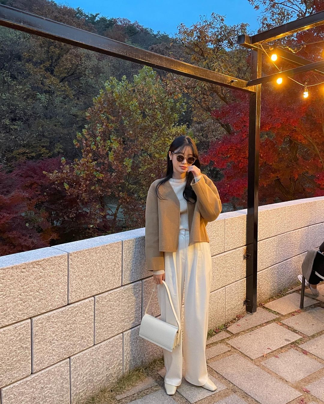 Basic Korean Outfit Trend That Everyone Need To Follow This Early Winter